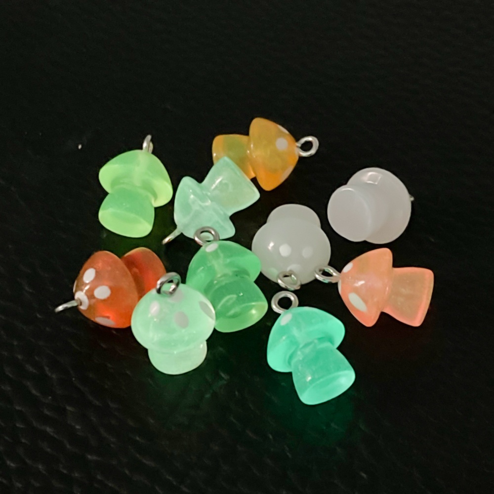 16pcs Luminous Mushroom Charms – Resin Craft Projects Bewertung und Preis