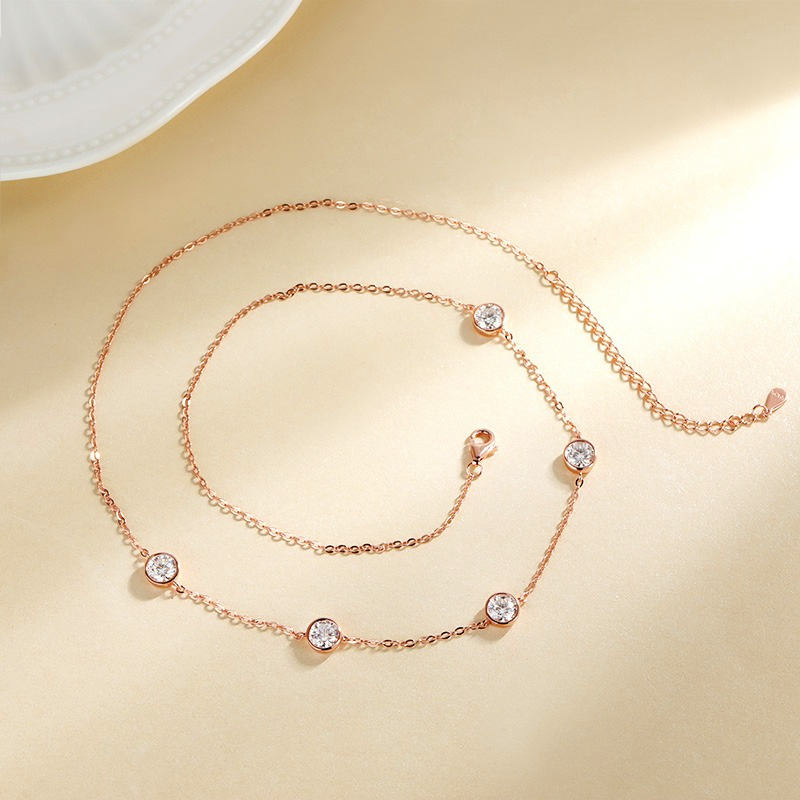 GRA Certified 5mm Moissanite N – Bezels Set Pendant Bewertung und Preis